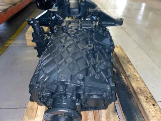 ZF S6-66 GEARBOX
