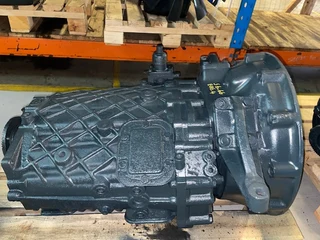 ZF S6-66 GEARBOX