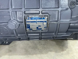 ZF 6S800 GEARBOX