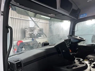 MERCEDES BENZ AROCS CAB