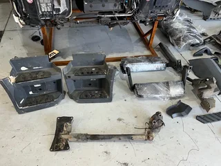 MERCEDES BENZ AROCS CAB