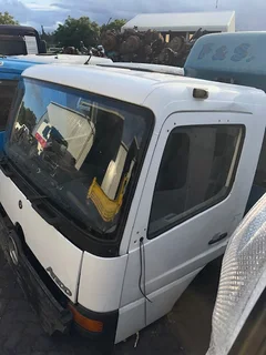 MERCEDES ATEGO DAY CAB - MP1