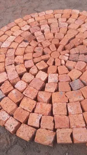 CLAY HALF BRICKS