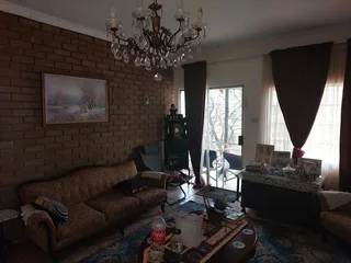 Property details:   Size: 64 hectares   Location: ±20 km on the Tshipise road.