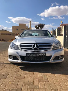 2011 Mercedes-Benz C 180 Avant-Garde Sedan