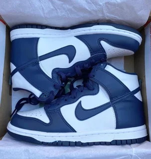 Nike Dunk High Tops - Midnight Navy