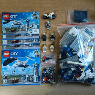 Lego sets - lots of sets available