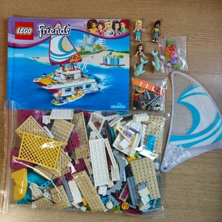 Lego sets - lots of sets available
