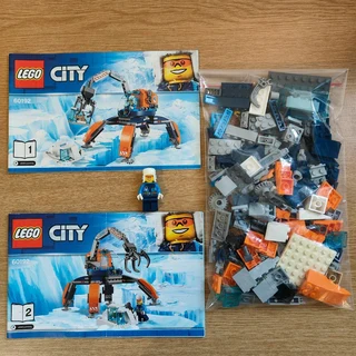 Lego sets - lots of sets available