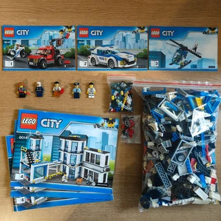 Lego sets - lots of sets available