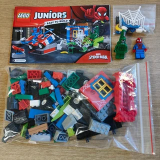 Lego sets - lots of sets available