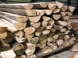 Cargo Dunnage , Railway Sleepers , Poles