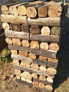 Cargo Dunnage , Railway Sleepers , Poles