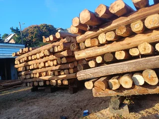 Dunnage, Railway Sleepers , Poles