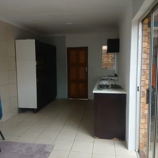 3 bed townhouse in Birchleigh