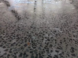 LAMINATE AND VINYL FLOORING SUPPLIED AND INSTALLED