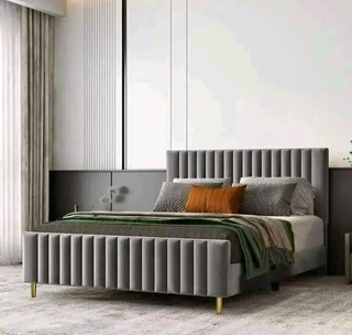 Sleigh beds