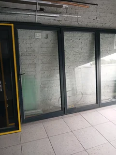 Aluminum folding stuck up doors