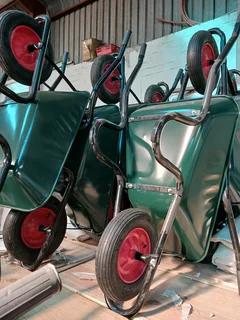 Wheelbarrow soft wheels