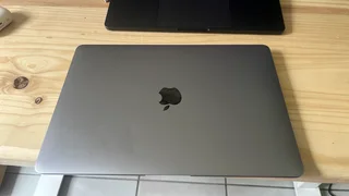 Macbook Air M1 512GB 8GB + MOFT Stand