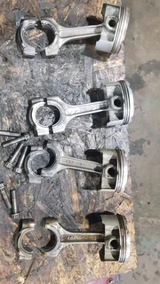 Gsxr1000 K1 /k2 Crank And Conrods Forsale At The Motorcycle Graveyard