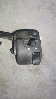 YAMAHA THUNDERACE FZR1000 HANDLE BAR.SWITCHES 1996-2003 MODEL FORSALE