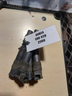 Honda Cbr929 2000 Model Ignition Coils Forsale At The Motorcycle Graveyard