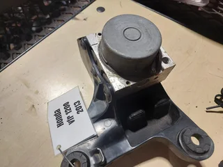 Honda Vfr1200 2013 Model Abs Pump Forsale At The Motorcycle Graveyard