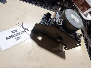 Ktm Adventure 990 2007 Model Abs Pump Forsale At The Motorcycle Graveyard