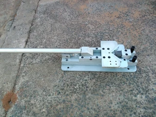 ALUMINUIM WINDOW CORNER CRIMPER
