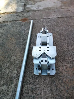 ALUMINIUM WINDOW CORNER CRIMPER