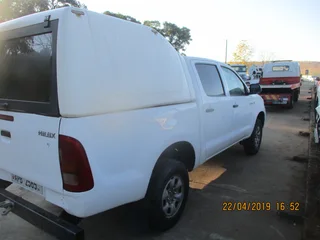 HILUX D4D &#43; CANOPY