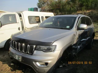 JEEP LAREDO