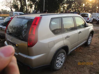 NISSAN X TRAIL