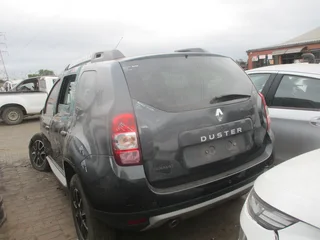 RENAULT DUSTER