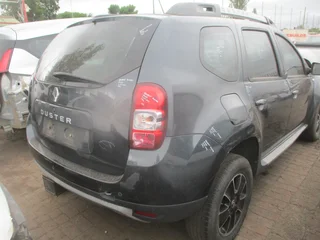 RENAULT DUSTER