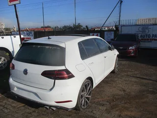 GOLF 7