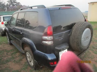 TOYOTA PRADO