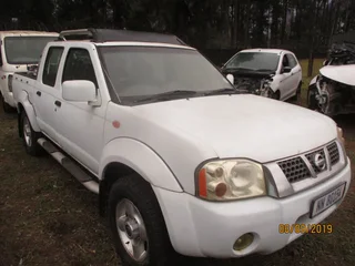 Nissan Np300