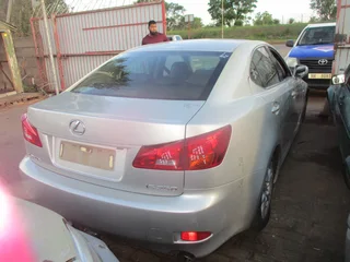LEXUS IS250
