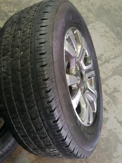 Ford Ranger Wildtrack 18inch Mag Rim (WITH USED TYRE)
