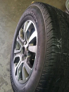 Ford Ranger Wildtrack 18inch Mag Rim (WITH USED TYRE)