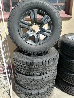 Toyota Hilux 17 Mag Rims (WITH USED TYRES)