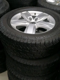 Volkswagen Amarock 18inch Mag Rims (WITH USED TYRES)