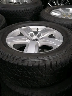 Volkswagen Amarock 18inch Mag Rims (WITH USED TYRES)