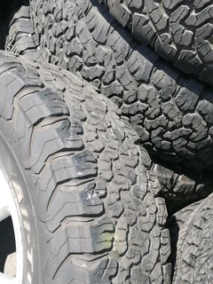 Hyundai Tucson 16inch Mag Rim (WITH USED TYRE)