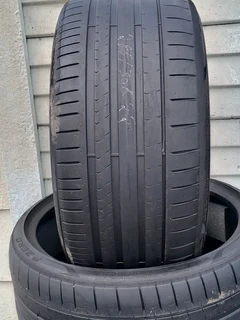 285 30 22 PZERO Firelli (USED TYRES)