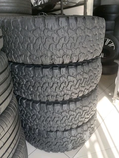 Isuzu XRider 18inch Mag Rims (WITH USED TYRES)