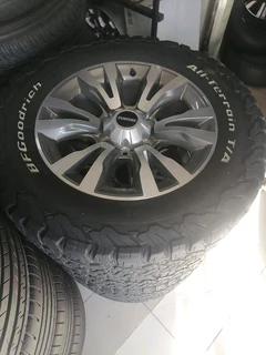 Isuzu Xrider 18inch Mag Rims (with Used Tyres)