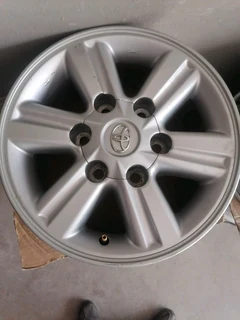 Toyota Hilux 15inch Mag Rims (with Used Tyres)